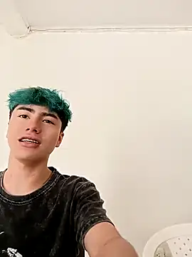 Snapshot of AlexanderCollman chatting on October 2025 07:13:02 PM AlexanderCollman online show from October 2025 07:13:02 PM