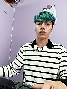 Snapshot of AlexanderCollman chatting on October 2025 07:21:02 PM AlexanderCollman online show from October 2025 07:21:02 PM