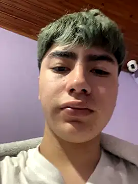 Snapshot of AlexanderCollman chatting on November 2025 05:28:02 AM AlexanderCollman online show from November 2025 05:28:02 AM