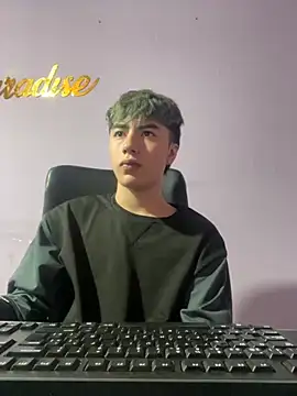 Snapshot of AlexanderCollman chatting on November 2025 05:19:02 AM AlexanderCollman online show from November 2025 05:19:02 AM