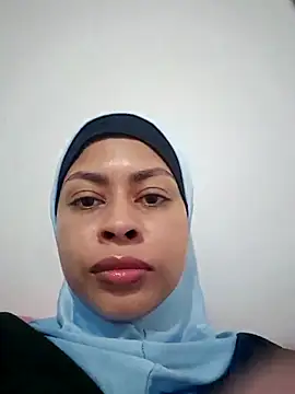 Snapshot of daliataleboficiall chatting on November 2025 05:00:02 PM daliataleboficiall online show from November 2025 05:00:02 PM