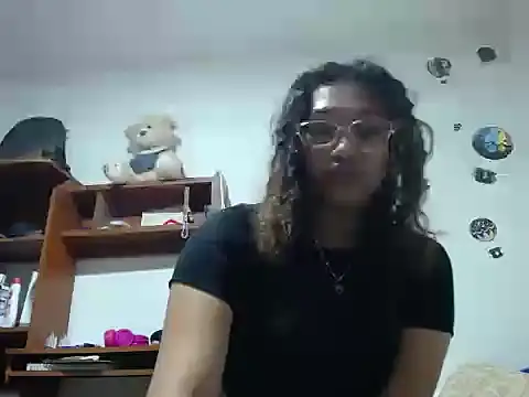 Keila cute online show from September 2025 02:59:02 AM