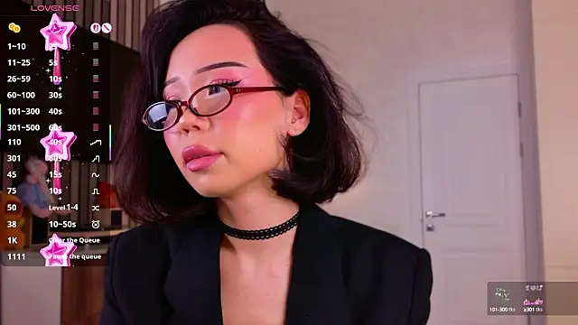 hinarin online show from September 2025 02:01:01 AM