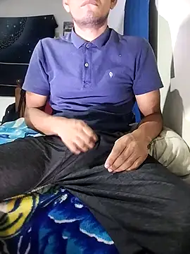 Snapshot of Bosssweet22cm chatting on November 2025 02:22:01 AM Bosssweet22cm online show from November 2025 02:22:01 AM