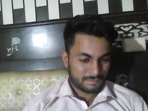 Snapshot of ursdreamperson chatting on November 2025 05:42:02 AM ursdreamperson online show from November 2025 05:42:02 AM