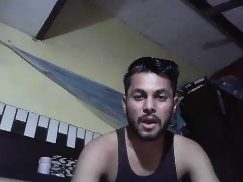 Snapshot of ursdreamperson chatting on November 2025 09:52:02 AM ursdreamperson online show from November 2025 09:52:02 AM