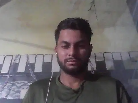 Snapshot of ursdreamperson chatting on November 2025 01:15:02 AM ursdreamperson online show from November 2025 01:15:02 AM