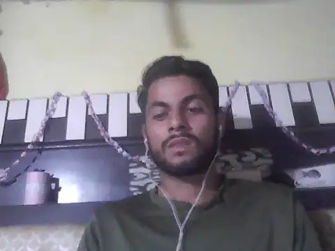 Snapshot of ursdreamperson chatting on November 2025 08:48:02 AM ursdreamperson online show from November 2025 08:48:02 AM