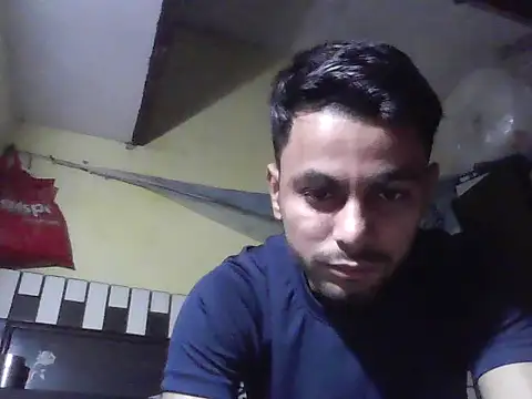 Snapshot of ursdreamperson chatting on November 2025 05:29:01 AM ursdreamperson online show from November 2025 05:29:01 AM