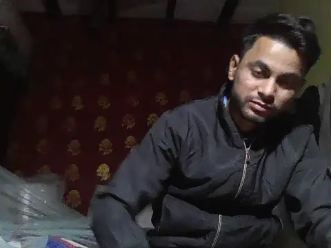 Snapshot of ursdreamperson chatting on November 2025 03:50:01 AM ursdreamperson online show from November 2025 03:50:01 AM