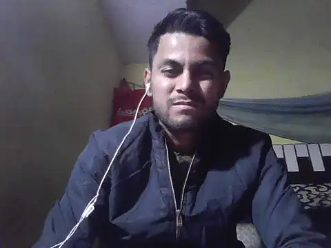 Snapshot of ursdreamperson chatting on November 2025 04:02:02 AM ursdreamperson online show from November 2025 04:02:02 AM