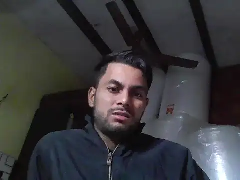 Snapshot of ursdreamperson chatting on November 2025 04:15:02 AM ursdreamperson online show from November 2025 04:15:02 AM