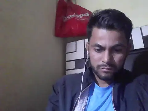 Snapshot of ursdreamperson chatting on December 2025 05:42:02 PM ursdreamperson online show from December 2025 05:42:02 PM