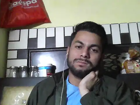 Snapshot of ursdreamperson chatting on December 2025 03:12:02 AM ursdreamperson online show from December 2025 03:12:02 AM