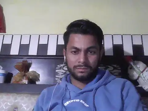 Snapshot of ursdreamperson chatting on December 2025 04:00:01 PM ursdreamperson online show from December 2025 04:00:01 PM