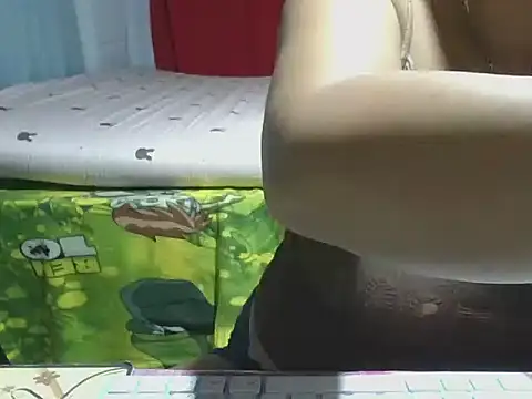 Snapshot of SeksiEstella chatting on November 2025 09:15:01 PM SeksiEstella online show from November 2025 09:15:01 PM