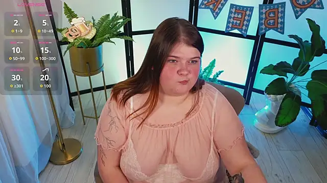 Snapshot of Mia_Ray chatting on September 2025 05:46:01 PM Mia Ray online show from September 2025 05:46:01 PM