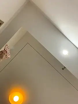 Snapshot of zaizaiNono chatting on November 2025 07:31:02 AM zaizaiNono online show from November 2025 07:31:02 AM