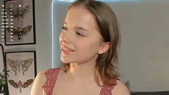 Snapshot of GabiMeshuggah chatting on November 2025 09:27:01 PM GabiMeshuggah online show from November 2025 09:27:01 PM