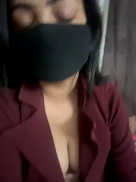 Snapshot of Theindian_Barbie chatting on December 2025 04:24:02 PM Theindian Barbie online show from December 2025 04:24:02 PM