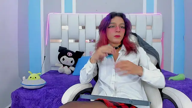 Snapshot of MilkWhore1 chatting on November 2025 07:25:02 PM MilkWhore1 online show from November 2025 07:25:02 PM