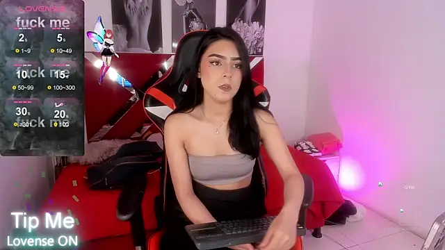 Snapshot of Talia_rouge chatting on October 2025 08:59:01 PM Talia rouge online show from October 2025 08:59:01 PM