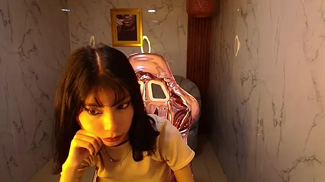 Snapshot of verana_s chatting on October 2025 11:16:02 PM verana s online show from October 2025 11:16:02 PM