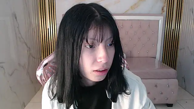 Snapshot of verana_s chatting on November 2025 08:03:01 PM verana s online show from November 2025 08:03:01 PM