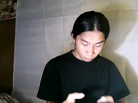 Snapshot of Asian_PrettyAle chatting on December 2025 12:04:01 AM Asian PrettyAle online show from December 2025 12:04:01 AM