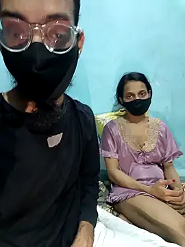 Snapshot of ursumita chatting on October 2025 08:21:02 PM ursumita online show from October 2025 08:21:02 PM