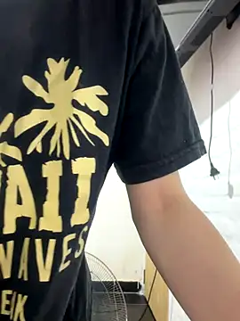 Snapshot of Babylovetiernax chatting on December 2025 04:22:01 AM Babylovetiernax online show from December 2025 04:22:01 AM