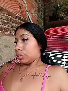 Rous-squir online show from December 2025 07:09:01 PM