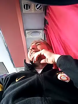 Snapshot of mert0359 chatting on September 2025 05:23:02 AM mert0359 online show from September 2025 05:23:02 AM