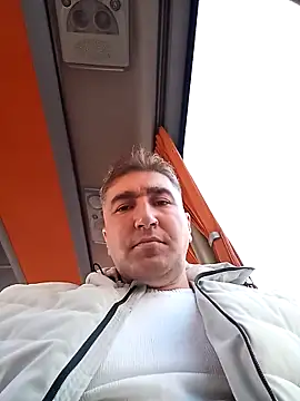 Snapshot of mert0359 chatting on December 2025 01:27:02 PM mert0359 online show from December 2025 01:27:02 PM