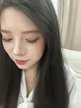 yuanyuanzi99 online show from September 2025 07:24:02 PM