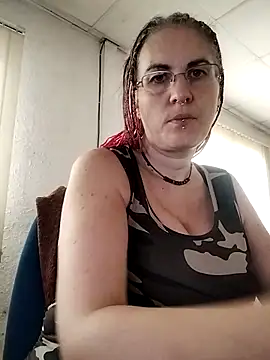 est 82 online show from September 2025 07:52:02 AM