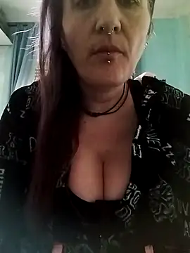 est 82 online show from September 2025 03:59:02 PM