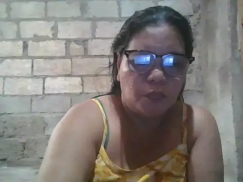 Snapshot of xxbernxxx chatting on September 2025 02:04:01 AM xxbernxxx online show from September 2025 02:04:01 AM