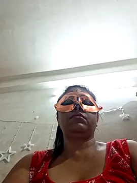 Snapshot of SIMIHOT chatting on November 2025 03:23:01 PM SIMIHOT online show from November 2025 03:23:01 PM