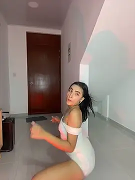 Snapshot of Lily__18 chatting on November 2025 03:16:02 AM Lily 18 online show from November 2025 03:16:02 AM