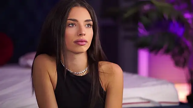 LalaRoze online show from September 2025 06:55:01 PM