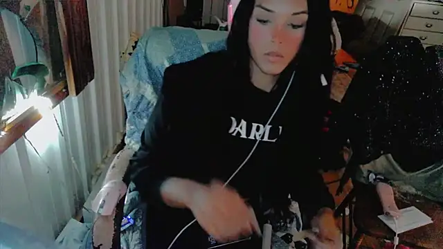 Snapshot of HTXBBY3130 chatting on November 2025 04:36:02 AM HTXBBY3130 online show from November 2025 04:36:02 AM