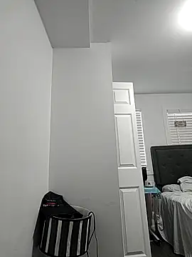 Snapshot of HothairyBoy2 chatting on December 2025 05:19:02 PM HothairyBoy2 online show from December 2025 05:19:02 PM