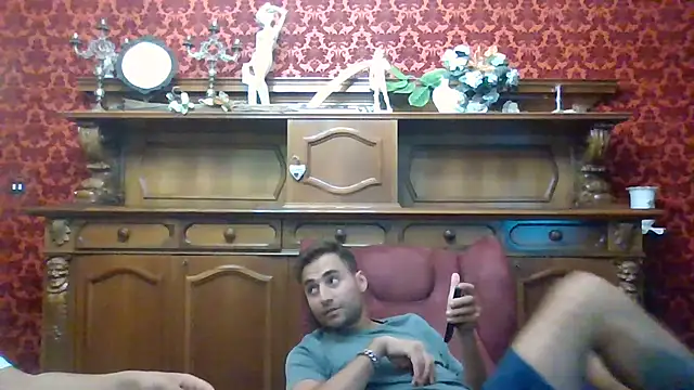 Snapshot of Torissimo92 chatting on September 2025 08:21:02 PM Torissimo92 online show from September 2025 08:21:02 PM