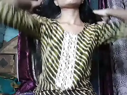 Snapshot of ROSE_GOLDE chatting on November 2025 08:15:01 AM ROSE GOLDE online show from November 2025 08:15:01 AM