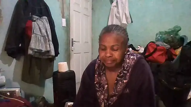 Snapshot of Nicky52 chatting on September 2025 04:45:02 AM Nicky52 online show from September 2025 04:45:02 AM
