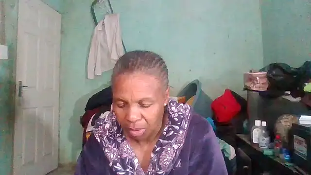 Snapshot of Nicky52 chatting on September 2025 04:56:01 AM Nicky52 online show from September 2025 04:56:01 AM