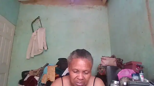 Snapshot of Nicky52 chatting on September 2025 05:53:01 AM Nicky52 online show from September 2025 05:53:01 AM