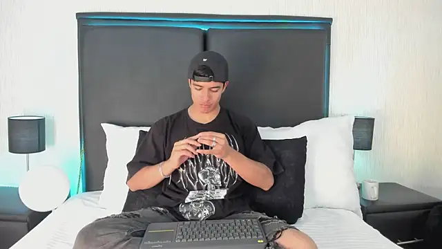 JacobBikerr online show from September 2025 11:45:02 AM