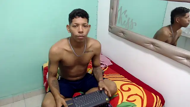 kloe matias online show from September 2025 01:49:01 AM